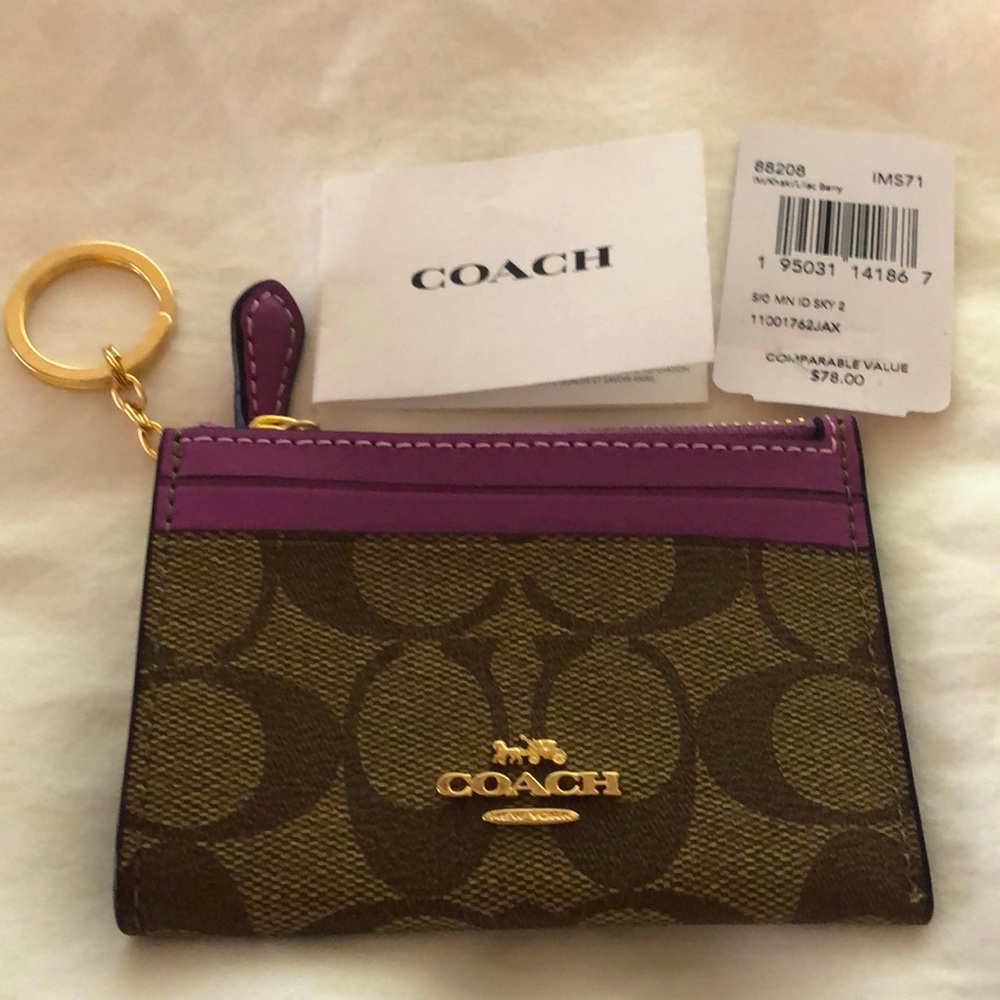 COACH MINI ID CASE IN SIGNATURE CANVAS NWT!